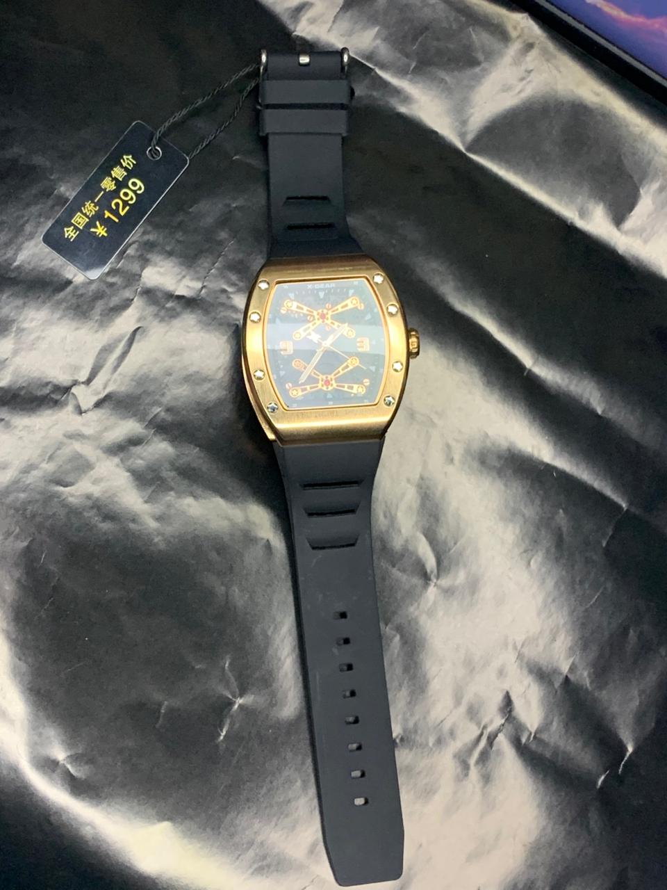 X-GEAR Skeleton Sports Watch – Gold Edition