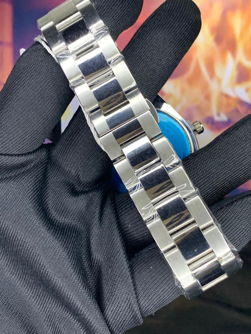 VOKAI Classic Silver Stainless Steel Quartz Watch